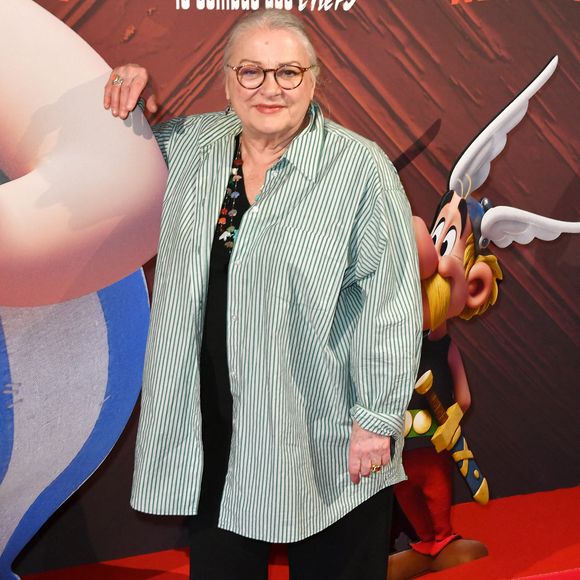 Josiane Balasko au Photocall de la série Netflix "Astérix et Obélix: le combat des chefs" au Cirque d'Hiver Bouglione à Paris le 29 avril 2025. © Veeren/Bestimage