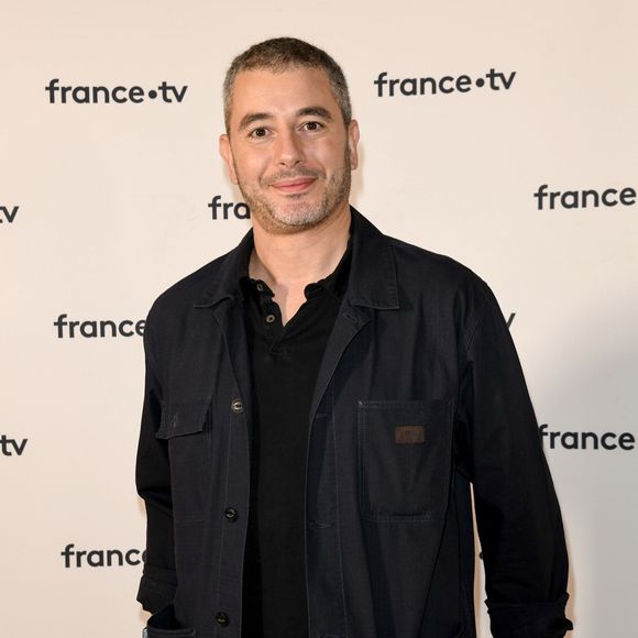 Ali Baddou au photocall de la conférence de presse de France 2 au théâtre Marigny à Paris le 18 juin 2019

© Coadic Guirec / Bestimage