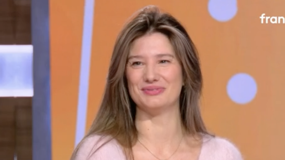 Cette comédienne française a quitté l'un des plus beaux villages de France pour une région qui attire de nombreux touristes