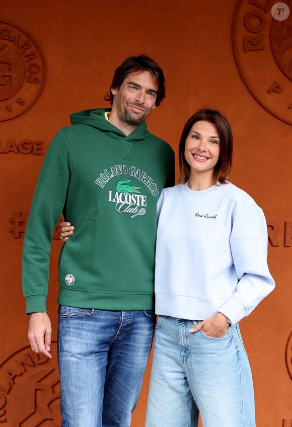 Camille Lacourt et sa compagne Alice Detollenaere - Célébrités au village des Internationaux de France de tennis de Roland Garros 2024 à Paris le 2 juin 2024.

© Jacovides / Moreau / Bestimage
