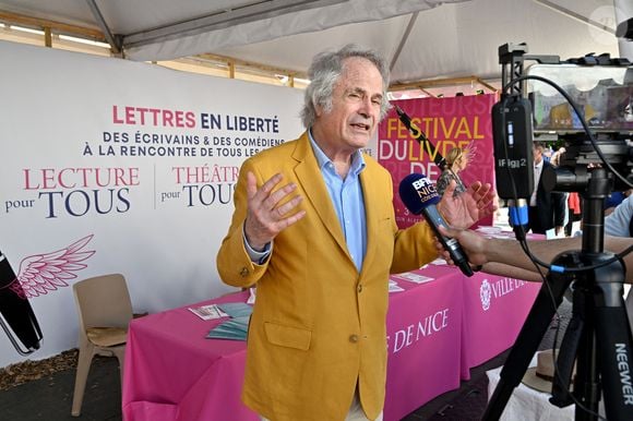 Franz-Olivier Giesbert, le directeur artistique du Festival, durant la 27ème  édition du Festival du Livre de Nice, installé sur le jardin Albert 1er, du 3 au 5 juin 2023. © Bruno Bebert / Bestimage