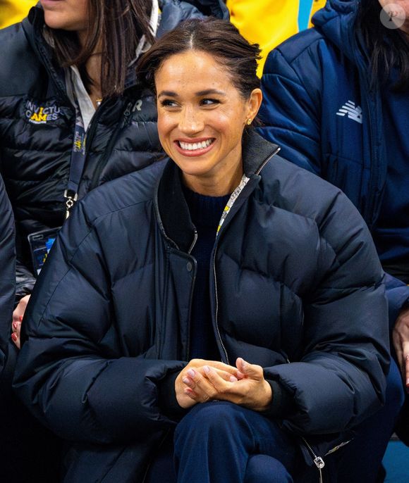 Le prince Harry, duc de Sussex, et Meghan Markle, duchesse de Sussex, ont été aperçus au centre de loisirs de Hillcrest au Canada, où ils ont apporté leur soutien aux athlètes de curling en fauteuil roulant lors des Invictus Games Vancouver Whistler 2025. © Backgrid USA / Bestimage