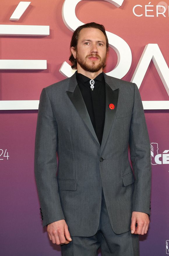 Info - Bastien Bouillon absent de la montée des marches de son film Partir un jour en raison d'une crise d'appendicite - Bastien Bouillon - Photocall des lauréats (press room) lors de la 49ème édition de la cérémonie des César à l’Olympia à Paris le 23 février 2024

© Dominique Jacovides / Olivier Borde / Bestimage