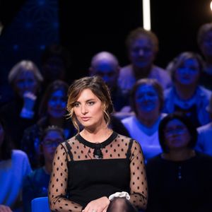 Exclusif - Laëtitia Milot - Enregistrement de l'émission "La Boîte à secrets 3" à Paris, présentée par F.Bollaert, et qui sera diffusée le 7 février sur France 3. Le 22 janvier 2020 © Tiziano Da Silva / Bestimage