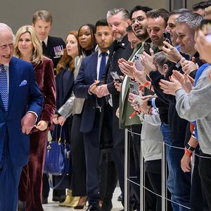 Le roi Charles III d'Angleterre en visite à l'Apple Store HQ à Battersea Power Station à Londres. Le 12 décembre 2024
© Paul Grover / Pool / Bestimage