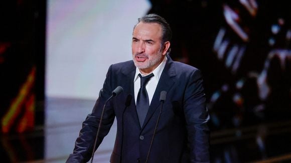 "Si la vie me laisse jusqu'à au moins 75, 80 ans" : Jean Dujardin évoque la suite de sa carrière, loin du cinéma