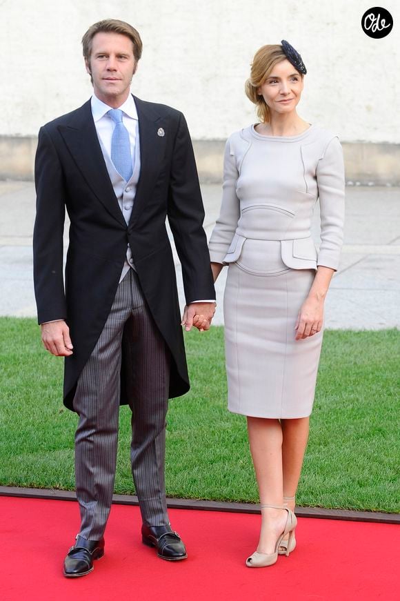 Le prince Emmanuel Philibert de Savoie et Clotilde Courau - Arrivées a la cathédrale pour le mariage religieux du prince Guillaume de Luxembourg et de la comtesse Stéphanie de Lannoy a Luxembourg, le 20 octobre 2012. © GTRES / BESTIMAGE