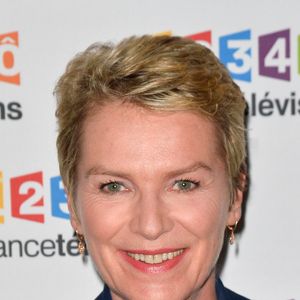 Élise Lucet lors du photocall de la présentation de la nouvelle dynamique 2017-2018 de France Télévisions. Paris, le 5 juillet 2017.
© Guirec Coadic/Bestimage