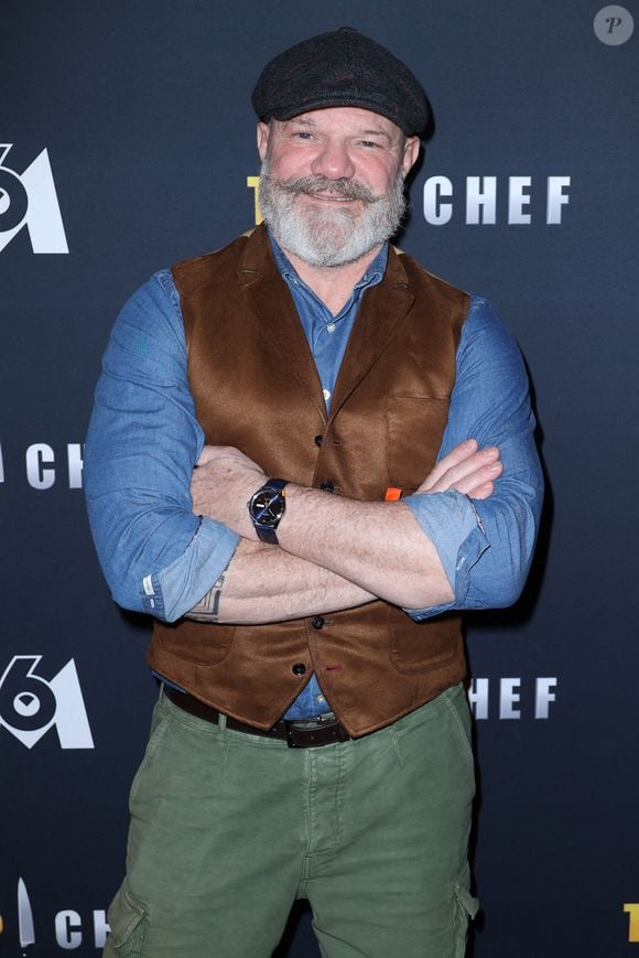 L’épisode, diffusé sur M6, s’annonce comme l’un des plus marquants de l’histoire du programme.

Philippe Etchebest assiste à la première de Top Chef Saison 15 le 11 mars 2024 à Paris, France. Photo par Jérôme Domine/Abaca