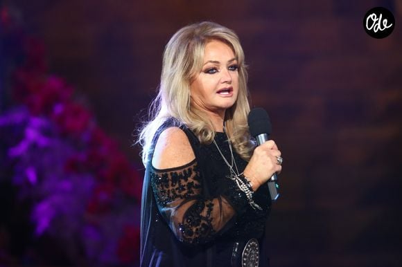 Bonnie Tyler participe à l'émission de télévision "Silvestershow" à Graz, Autriche, le 30 décembre 2017.

© Action Press / Bestimage