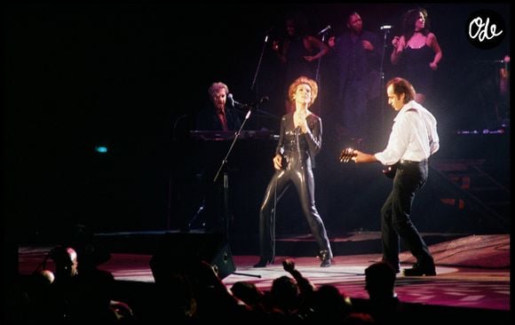 Archives - Céline Dion et Jean-Jacques Goldman lors du concert de Céline Dion au Stade de France à Paris.
Crédit : AGENCE / BESTIMAGE