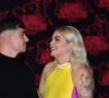 Florian Rossi et Louane n'ont pas besoin d'être non stop ensemble pour avancer 

Florian Rossi et sa compagne Louane Emera lors de la 23ème édition des NRJ Music Awards 2021 au Palais des Festivals de Cannes, le 20 novembre 2021.
© Rachid Bellak/Bestimage