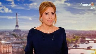 "Je reçois ça tous les jours" : Léa Salamé fait le point sur ses looks très commentés au 20 heures de France 2