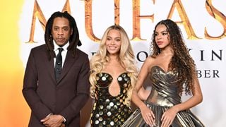 En pleine cérémonie des Grammy awards, Beyoncé a une réaction très surprenante devant Jay Z et leur fille Blue Ivy