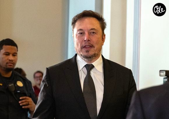 Elon Musk, PDG de Tesla, SpaceX et X (anciennement Twitter), arrive au Forum bipartite du Sénat américain sur l'intelligence artificielle (IA), qui se tient dans la salle Kennedy Caucus Room au Capitole, à Washington, DC, le mercredi 13 septembre 2023.

© Action Press / Bestimage