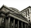 Comme l’expliquent nos confrères de Libération, il ne s’agit pas d’une perte de réserves puisque l’or vendu a été immédiatement réinvesti sous forme de nouveaux lingots. 

Photographie libre de droits @unsplash