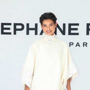 Eve Gilles (Miss France 2024) au photocall du défilé Stéphane Rolland Collection Haute Couture Automne/Hiver 2025-2026 lors de la Fashion Week de Paris (PFW) au théâtre des Champs-Élysées, à Paris, France, le 8 juillet 2025. © Bertrand Rindoff/Bestimage