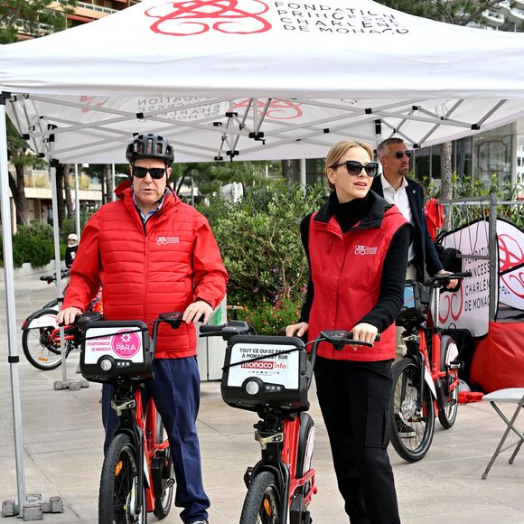 et en garniture des pickles d’oignons, des perles de citron de Menton, quelques fleurs de bourrache et un ceviche de sériole marinée. 

Le prince Albert II de Monaco et la princesse Charlene ont participé au " Road Safety Day ", organisée par la Fondation Princesse Charlene à Monaco, 29 mars 2026.