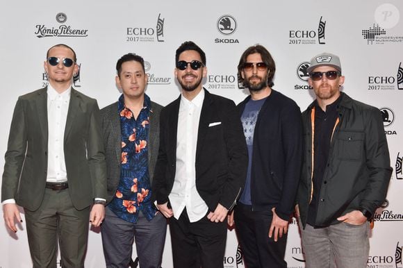 Le groupe a composé un nouveau remix, mélangeant des riffs emblématiques avec les images et les sons de l’UEFA Champions League

Linkin Park aux "2017 Echo Awards" à Messe Berlin, le 6 avril 2017. API / BESTIMAGE