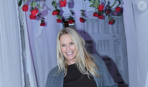 Exclusif - Estelle Lefébure - Le comédien Redouane Bougheraba inaugure son restaurant "Le Peaky" à Paris le 20 novembre 2024. © Rachid Bellak/Bestimage