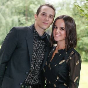 Alizée et son mari Grégoire Lyonnet - Mariage de Katrina Patchett et Valentin D'Hoore vendredi à 14 h à la mairie de Linselles dans les Hauts-de-France suivi d'une cérémonie civile d'échange d'anneaux, dont le maître de cérémonie était Maxime Dereymez, dans l'orangerie du château du Biez à Pecq en Belgique le 1er septembre 2017. © Philippe Doignon/Bestimage