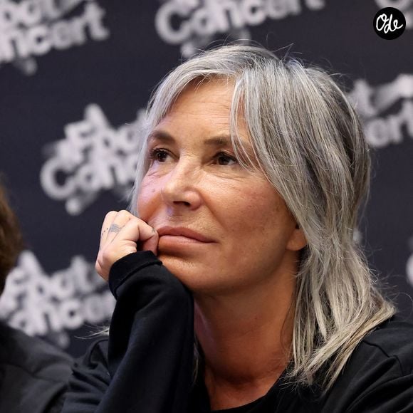 À l’occasion de la sortie de son nouvel album "Volatil", la chanteuse de 62 ans a accordé une interview au Parisien, dans laquelle elle évoque notamment "La Nostalgie", un titre particulièrement personnel consacré au vieillissement des parents

Zazie - Conférence de presse de la nouvelle édition du Foot-Concert organisé par le Réseau A.Ma.N.D./Huntington Avenir à la LDLC Arena à Lyon le 11 Novembre 2024. Cet événement solidaire unique en France rassemble le sport et la musique pour lutter contre les maladies neurodégénératives. © Dominique Jacovides/Bestimage