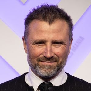Au fil du temps, l'acteur a noué une relation privilégiée avec Marceau Hénon, le fils de sa compagne et du comédien Stéphane Hénon.

Alexandre Brasseur assiste à la cérémonie d'ouverture du festival Series Mania le 15 mars 2024 à Lille, en France. Photo de Sébastien Courdji/ABACAPRESS.COM