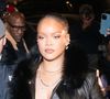 Il y a quelques jours, la somptueuse demeure de Rihanna a été visée par des tirs. 

Rihanna à son arrivée pendant la semaine de la mode à New York.

Photo : Backgrid USA / Bestimage