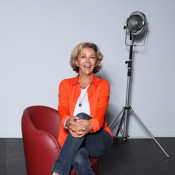 Exclusif - Corinne Touzet - Photocall avec les membres du jury de la 3ème édition du festival Histoires de Femmes à Dreux. Le 21 octobre 2023
© Denis Guignebourg / Bestimage