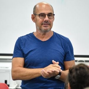 "Théâtre pour tous" organise une rencontre entre des élèves du Lycée Guillaume Apollinaire à Nice et le comédien Bernard Campan le 24/09/2021
© Lionel Urman / Panoramic / Bestimage