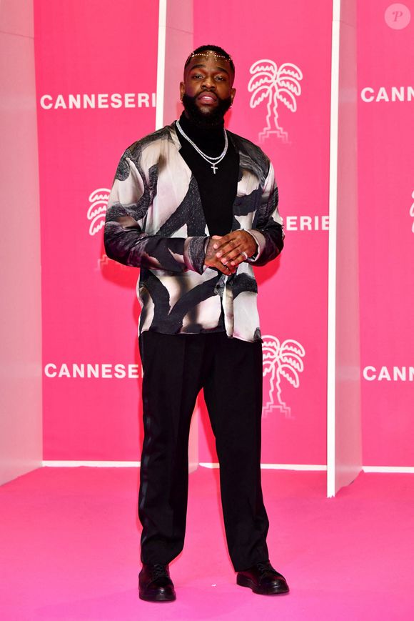 Tayc au Palais des Festivals à Cannes, le 9 octobre 2021. 

Photo : Bruno Bebert / Bestimage