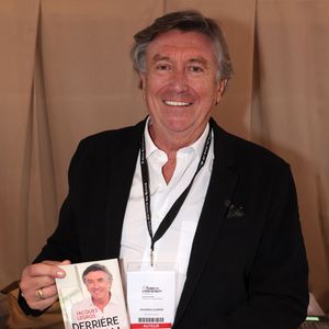 Et peut-être écrire une nouveau livre
Jacques Legros lors de la 40ème Foire du Livre de Brive 2022 à la Halle George Brassens à Brive-la-Gaillarde le 6 novembre 2022. © Jean-Marc Lhomer / Bestimage
