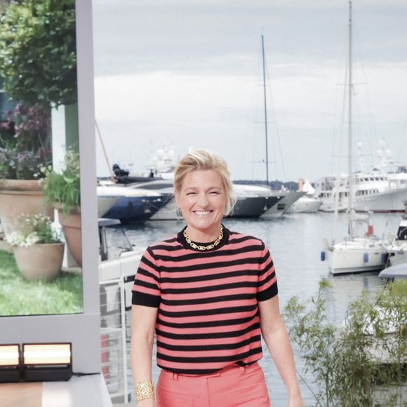 Anne-Elisabeth Lemoine - Emission "C à vous" à l'occasion de la présentation des films "Strange Way Of Life" et "Le règne Animal" lors du 76ème Festival International du Film de Cannes. © Jack Tribeca / Bestimage