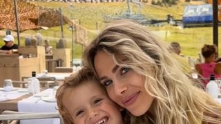 Marion Rousse installée hors de la France avec Julian Alaphilippe : cet endroit où leur fils Nino adore s'amuser