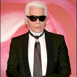 Cette demeure Belle Époque de 600 m² sur trois niveaux allie élégance néo-classique et confort moderne. 

Karl Lagerfeld arrive pour assister au Bal de la Rose à Monaco le 29 mars 2008. Le Bal de la Rose est un événement caritatif annuel traditionnel dans la Principauté de Monaco.