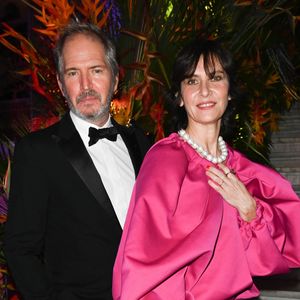 Christopher Thompson et sa femme Géraldine Pailhas - Soirée de Gala "Oiseau Rebelle" au théâtre National de l'Opéra Comique à Paris le 18 novembre 2021. © Coadic Guirec/Bestimage