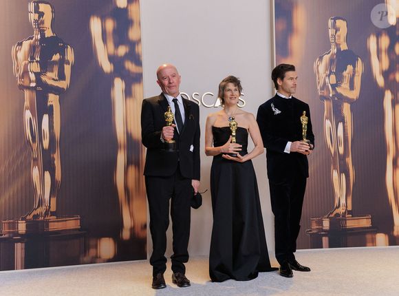 Jacques Audiard, Camille et Clément Ducol lors de la cérémonie des Oscars à Los Angeles le 2 mars 2025  (Credit Image: © PI via ZUMA Press Wire)