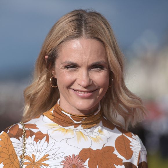 La comédienne avait annoncé leur rupture en mars dernier pour Libération : "Il y a eu beaucoup d'allers-retours, mais là, c'est vraiment fini."

Barbara Schulz - Cérémonie de clôture du 33e Festival du Film Romantique de Cabourg, le 15 juin 2019. © Giancarlo Gorassini/Bestimage