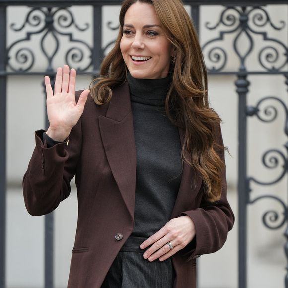 Une maman comme les autres donc, ou presque ! 

Catherine (Kate) Middleton, princesse de Galles, lance un nouveau projet de la "Royal Foundation Centre for Early Childhood" visant à soutenir les jeunes enfants dans le développement de compétences sociales à Londres, Royaume Uni, le 4 février 2025. © Julien Burton/Bestimage