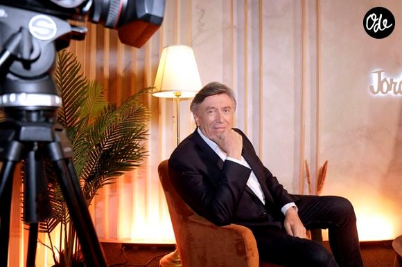L'ancien présentateur profite désormais de sa nouvelle vie dans sa maison située en Corse.

Exclusif - Jacques Legros lors de l'enregistrement de l'émission "Chez Jordan" avec Jordan De Luxe. Paris, le 29 avril 2022.
© Cédric Perrin/Bestimage