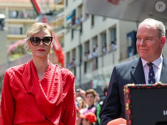 Le prince Albert II de Monaco et la princesse Charlène de Monaco lors du Grand Prix de Formule 1 (F1) de Monaco, le 25 mai 2025. © Claudia Albuquerque/Bestimage