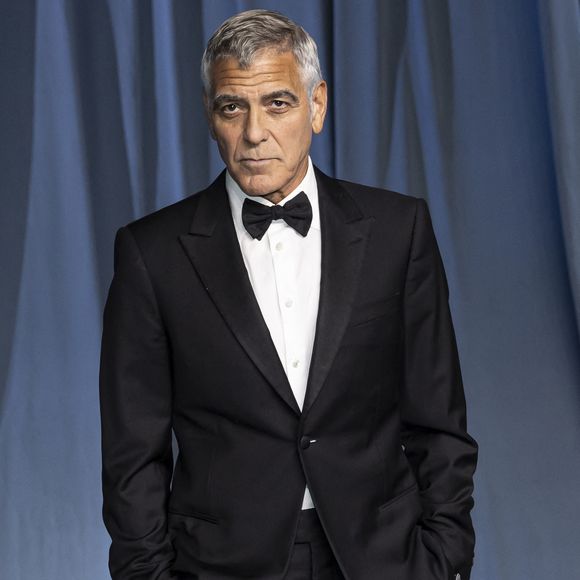 George Clooney assiste aux arrivées du 5e gala annuel de l'Academy Museum au Academy Museum of Motion Pictures, Ted Mann Theater à Los Angeles, CA, le 18 octobre 2025. Photo par Corine Solberg/SPUS/ABACAPRESS.COM