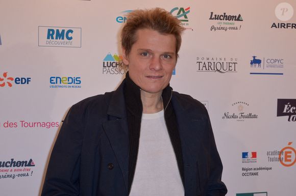 Benabar assiste à un photocall lors du 21e Festival des Créations Télévisuelles de Luchon a Luchon, France, le 6 Fevrier 2019. Photo par Julien Reynaud/APS-Medias/ABACAPRESS.COM