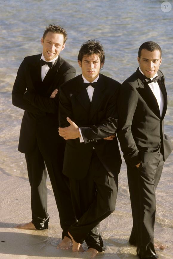 Il y incarnait les parties vocales de Franck Delay. 

Archives - Dans les caraibes, à Saint-Barthélemy, le groupe 2BE3, Filip NIKOLIC, Adel KACHERMI et Frank DELAY le 12 mars 1998.  |MARIZY Michel - Archives - No Web No Chaines TV - Le groupe 2 BE 3