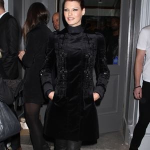 Linda Evangelista - Ouverture de la nouvelle boutique Versace Soho a New York, le 24 octobre 2012. FAMEFLYNET / BESTIMAGE