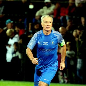Didier Deschamps durant la première édition du « match des légendes » opposant l'équipe des Légendes, les anciens de Cannes, à l'équipe des Etoiles avec pour capitaine Didier Deschamps, au stade Pierre de Coubertin à Cannes, le 30 octobre 2025. Les Légendes cannoises, coachées par Luis Fernandez et supportées par Zinedine Zidane qui portait les couleurs cannoises, mais qui n'a pas joué, ont remporté le match 3 à 2. Tous les bénéfices de la soirée seront reversés aux associations les Etoiles de l'Espoir, à l'association Adrien et à l'association Clin d'Oeil, qui oeuvrent pour les plus démunis et la jeunesse. 

© Dominique Jacovides  / Bruno Bebert / Bestimage