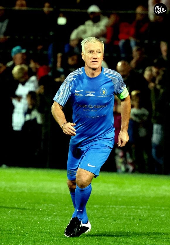Didier Deschamps durant la première édition du « match des légendes » opposant l'équipe des Légendes, les anciens de Cannes, à l'équipe des Etoiles avec pour capitaine Didier Deschamps, au stade Pierre de Coubertin à Cannes, le 30 octobre 2025. Les Légendes cannoises, coachées par Luis Fernandez et supportées par Zinedine Zidane qui portait les couleurs cannoises, mais qui n'a pas joué, ont remporté le match 3 à 2. Tous les bénéfices de la soirée seront reversés aux associations les Etoiles de l'Espoir, à l'association Adrien et à l'association Clin d'Oeil, qui oeuvrent pour les plus démunis et la jeunesse. 

© Dominique Jacovides  / Bruno Bebert / Bestimage