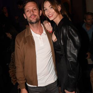 Exclusif - Nicolas Duvauchelle et Chloé Roy - People lors du défilé Etam Live Show 2022 dans les jardins des Archives Nationales lors de la fashion week printemps/été 2023 le 27 septembre 2022.

© Agence Bestimage