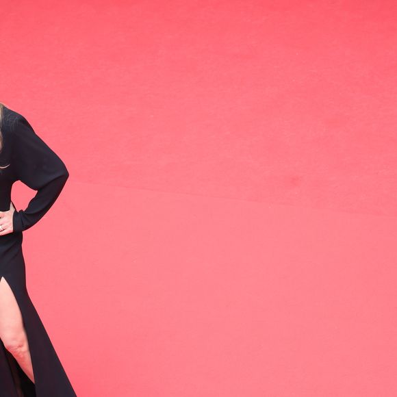 Virginie Efira - Montée des marches du film " L'inconnue" lors du 79ème Festival International du Film de Cannes, le 18 mai 2026. © Franck Boutonnet / Pool / Bestimage