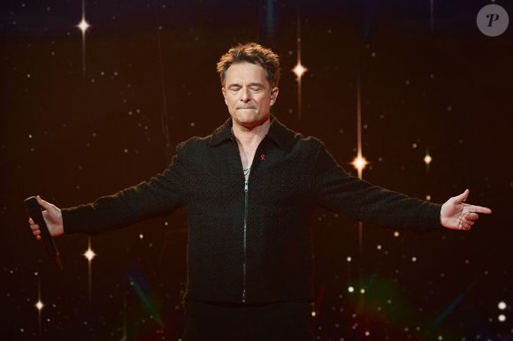 "C’est peut-être aussi ce qu’on espère, quand on dit qu’on entend des choses, c’est peut-être nous aussi qui espérons, qui croyons en ça et qui avons envie d’y croire…", confie-t-il.

David Hallyday lors de l’enregistrement de l’émission “Les stars s’unissent pour le Sidaction” au théâtre Marigny à Paris, France, le 11 mars 2025. L’émission sera diffusée en prime le 22 mars sur France 2. © Guirec-Moreau/ Bestimage
